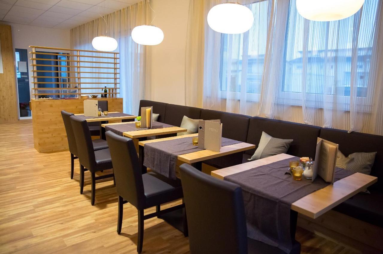 Plus Punkt Private Spa Вайнгартен Екстериор снимка